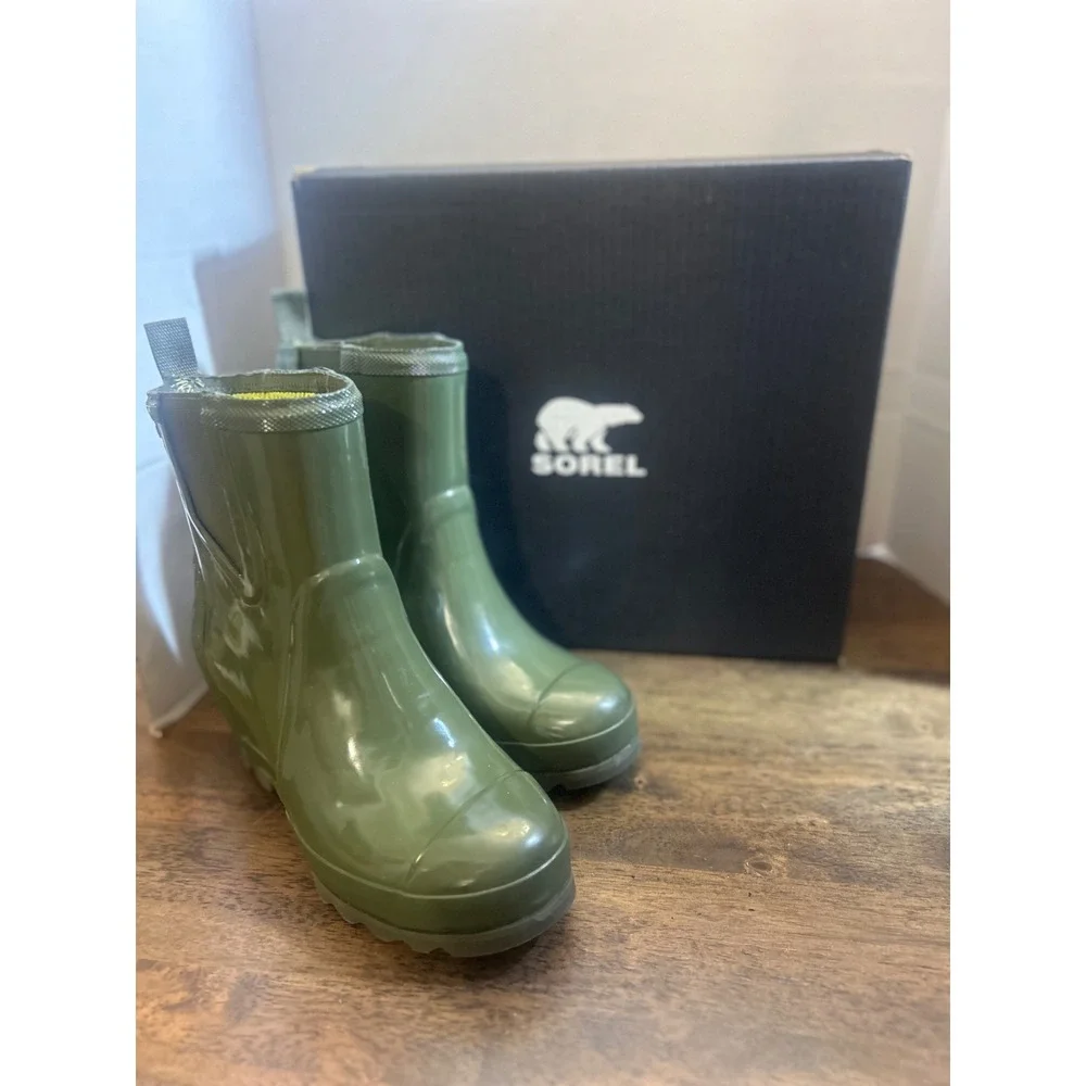 Sorel Joan Rain Wedge Chelsea Gloss Boots Nori Green Waterproof Womens 8.5